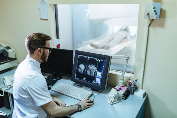 Best Neurosurgeon in Noida: Expert Brain and Spine Care for Better Health