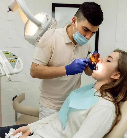 Best Cosmetic Dentist in Dubai – Transform Your Smile with Advanced Cosmetic Dentistry