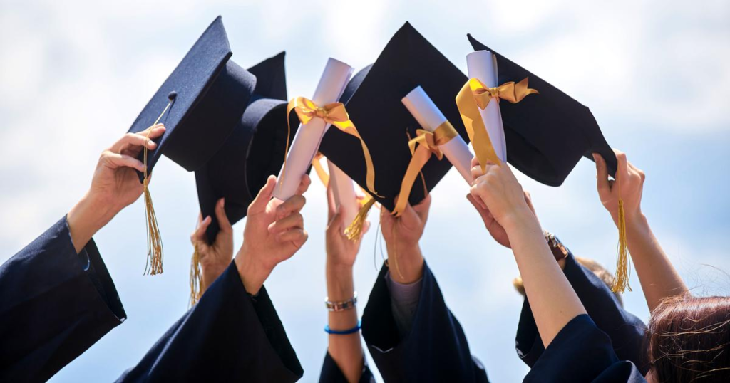 Study in Canada Made Easy with Expert Consultants