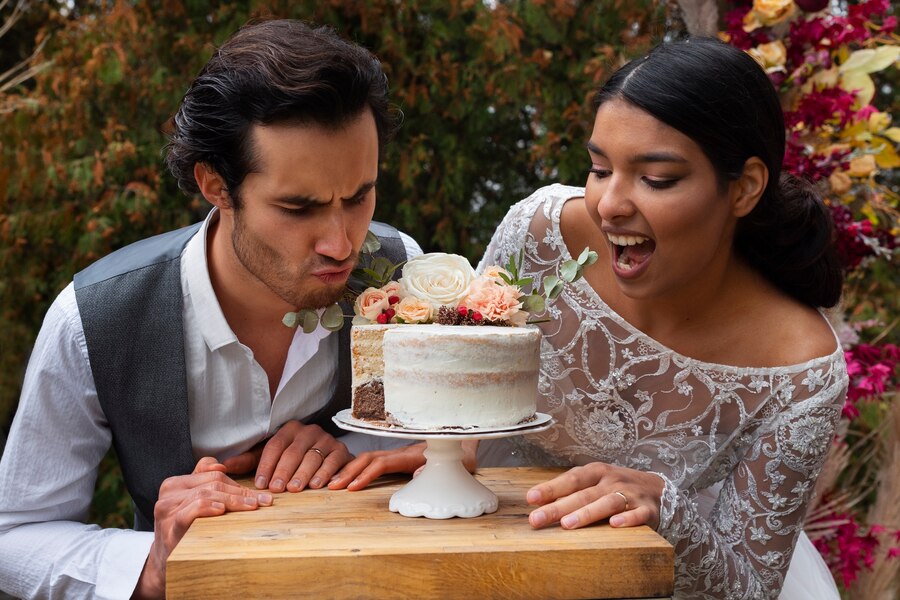 Best Cakes for Weddings: Classic vs. Modern Designs