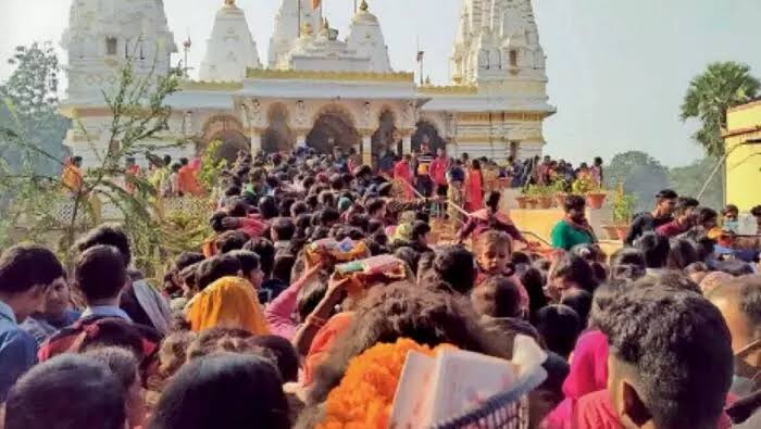 नववर्ष पर मंदिरों में भीड़ का महत्व