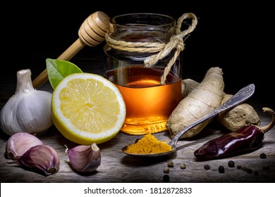 ପ୍ରାକୃତିକ ଆଣ୍ଟିବାୟୋଟିକ୍
