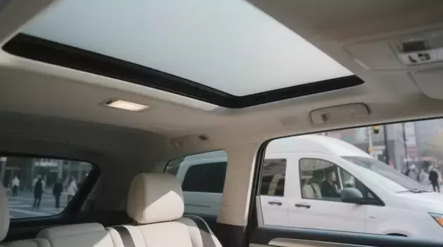 What Should Automakers Consider When Integrating Smart Film into Vehicle Glass?