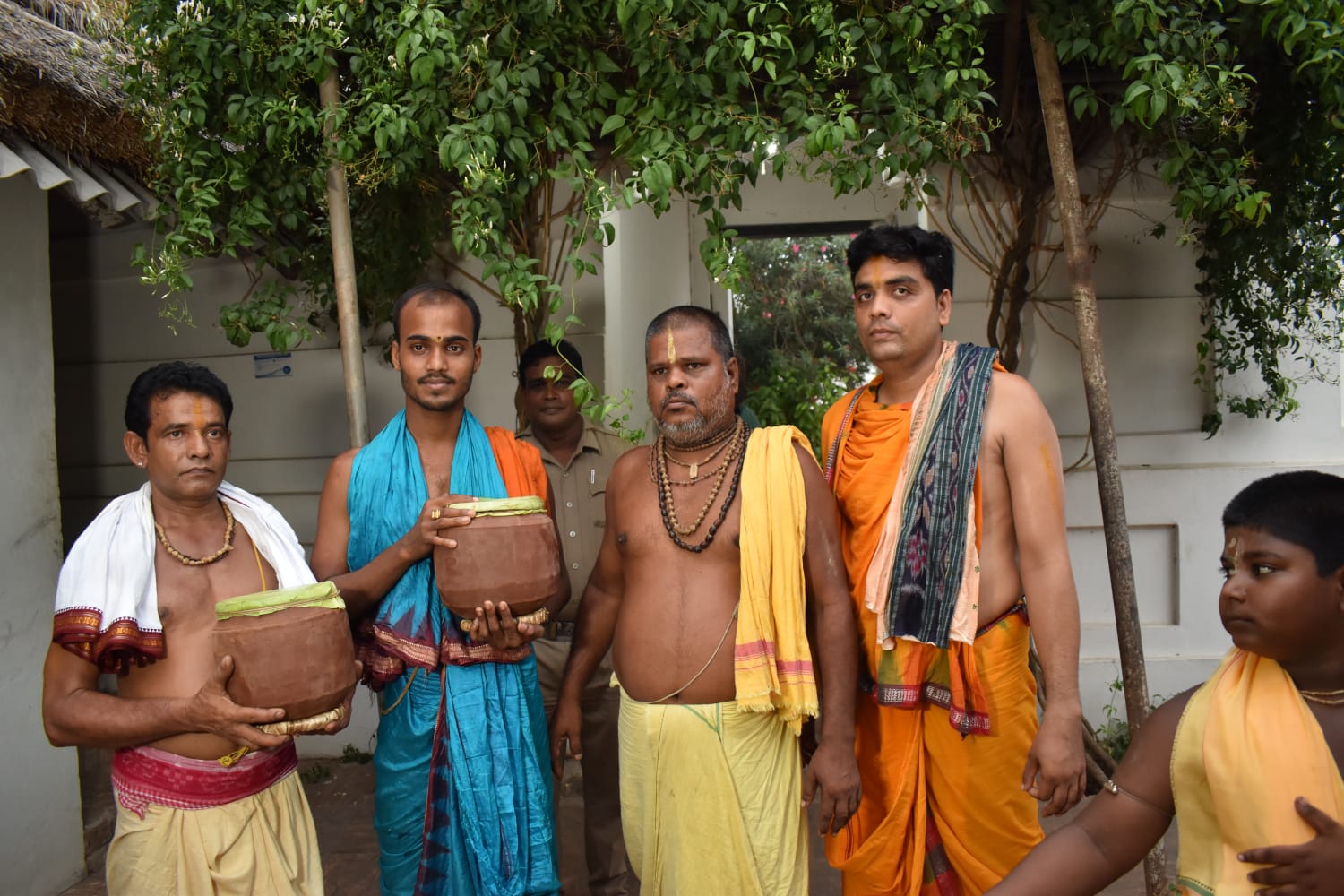 ଅଣସର ପଞ୍ଚମୀରେ ମହାପ୍ରଭୁଙ୍କଠାରେ ଫୁଲୁରି ତେଲ ଲାଗି