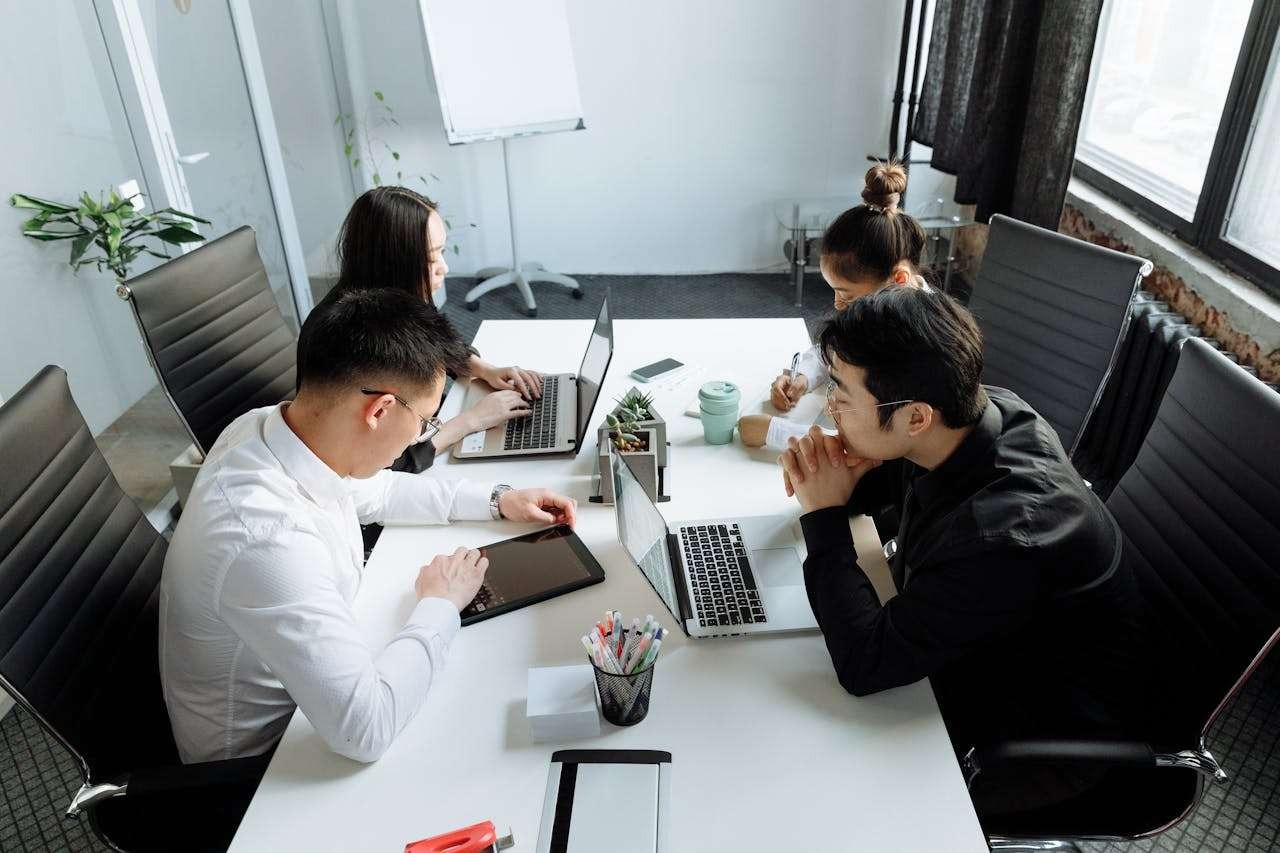 How to Increase Business Efficiency With Managed Cloud Services