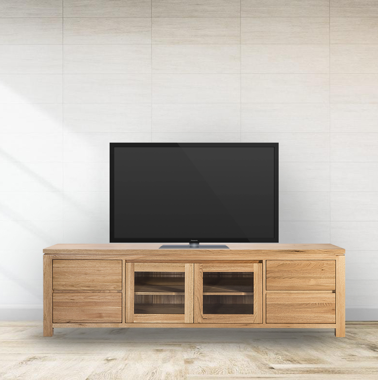 Why an Oak Dining Table Australia Lovers Adore Is a Timeless Investment