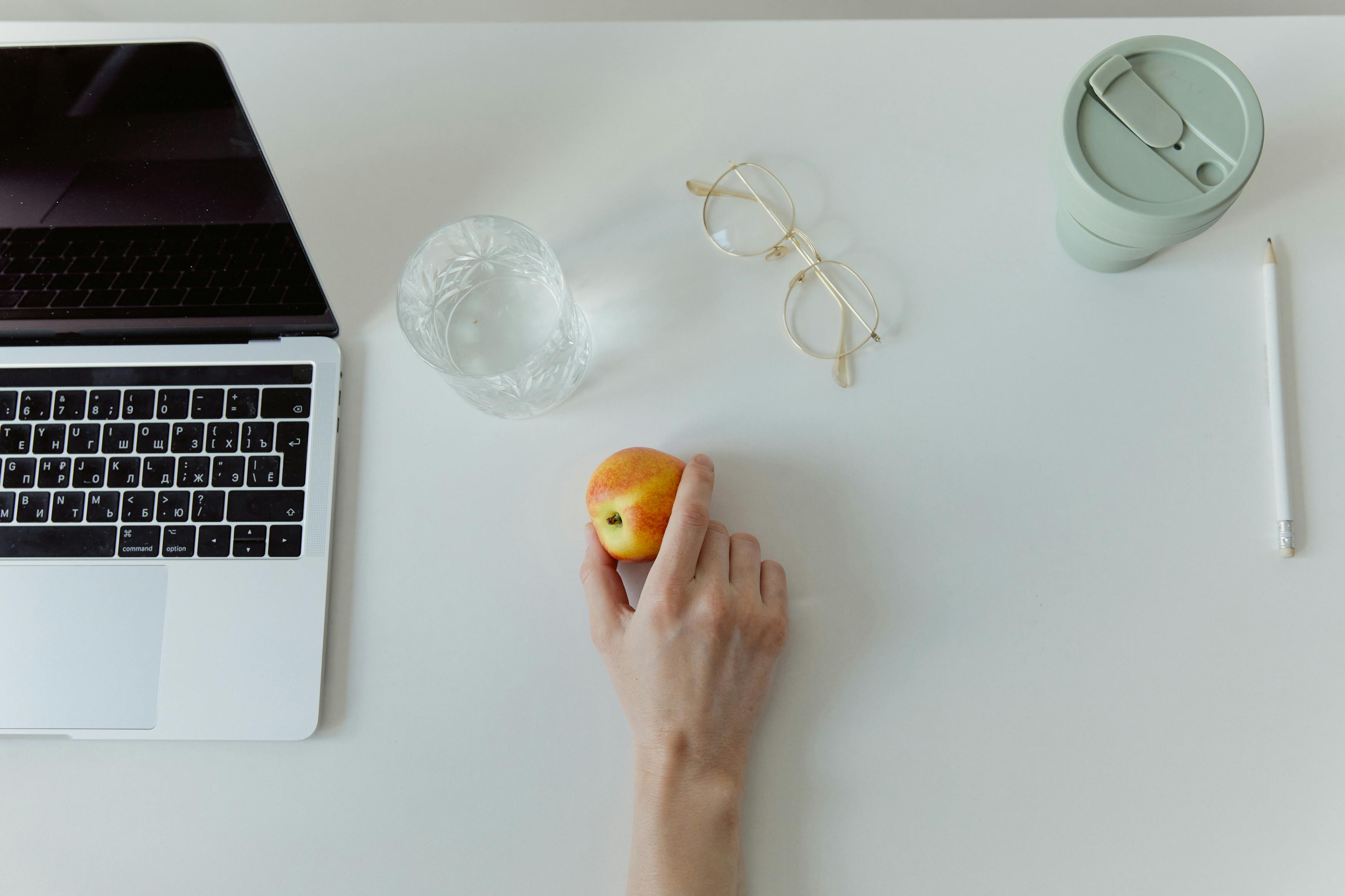 Managing Remote Teams with Timesheet Software: A Smarter Approach