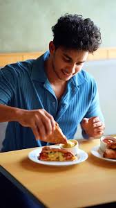 How “Me-Time Meals” Are Changing the Food Culture in Doha