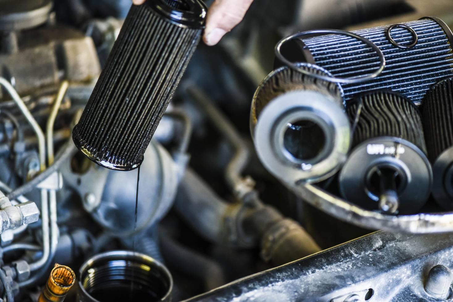 When and How to Get Your Car Oil Changed in Abu Dhabi