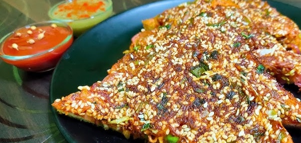 ବିନା ରସୁଣ-ପିଆଜ ମୁଢ଼ି ପିଜା