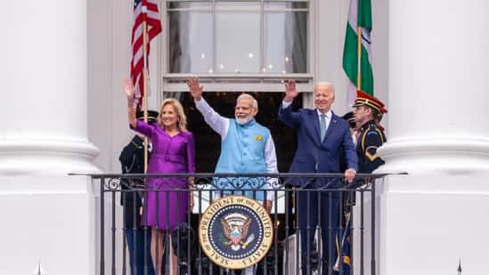 नरेंद्र मोदी का जीवन परिचय: संघर्ष से प्रधानमंत्री तक का सफर | Biography of Narendra Modi