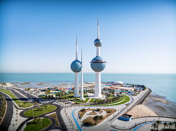 Kuwait Uncovered: A Comprehensive Guide to Its History, Culture, Economy, and Future Vision