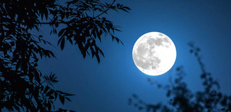 पौर्णिमेचा चंद्र 