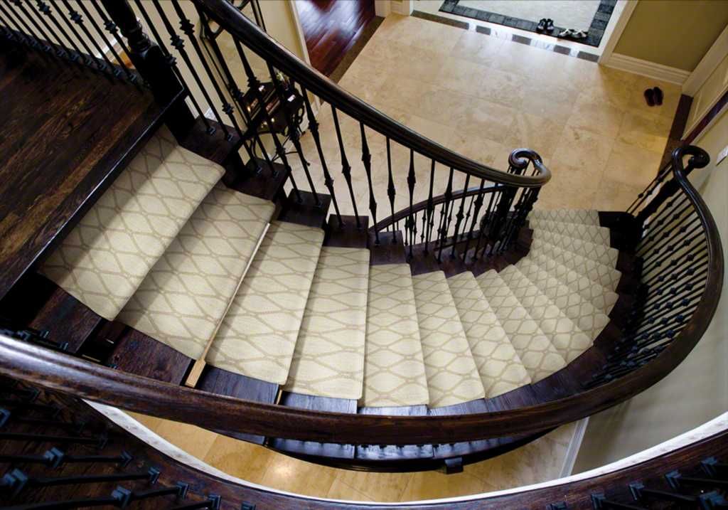 How to Choose the Right Stair Carpet for Your Dubai Home