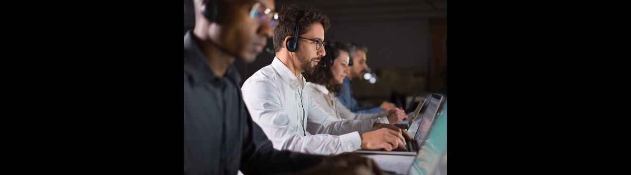 Bridging the Gap: How AI Speech Enhancement and Accent Neutralization are Transforming Call Centers