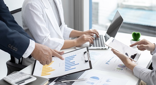 Top 7 Mistakes to Avoid While Using a Business Directory Online