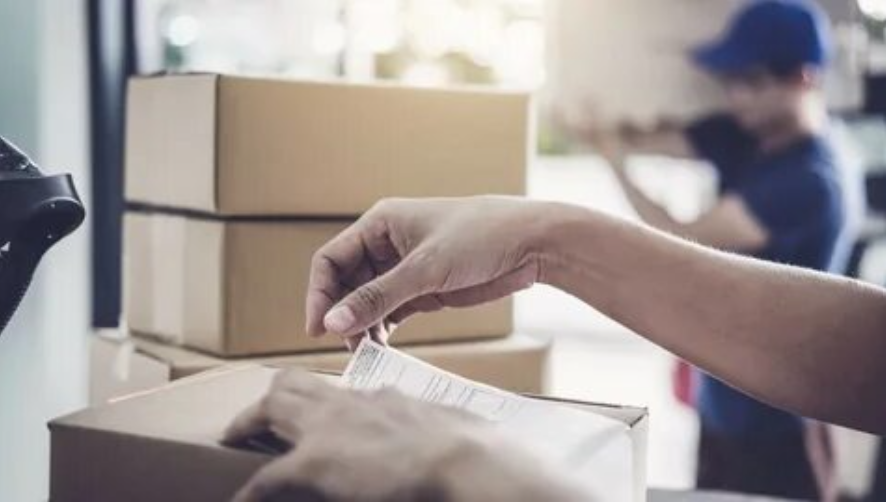 5 Proven Strategies to Reduce International Shipping Costs for Your Business