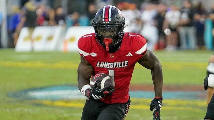 U4GM CFB 27 Reading Cornerbacks and Route Handoffs