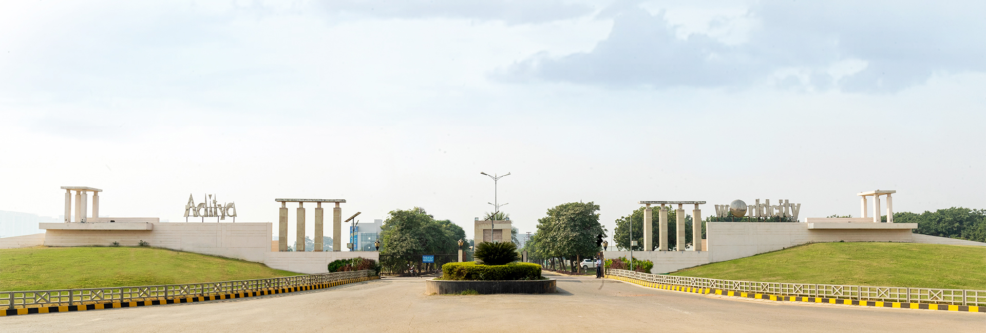 🏙️ Why Aditya World City Is the Perfect Choice for Luxury Living in Ghaziabad