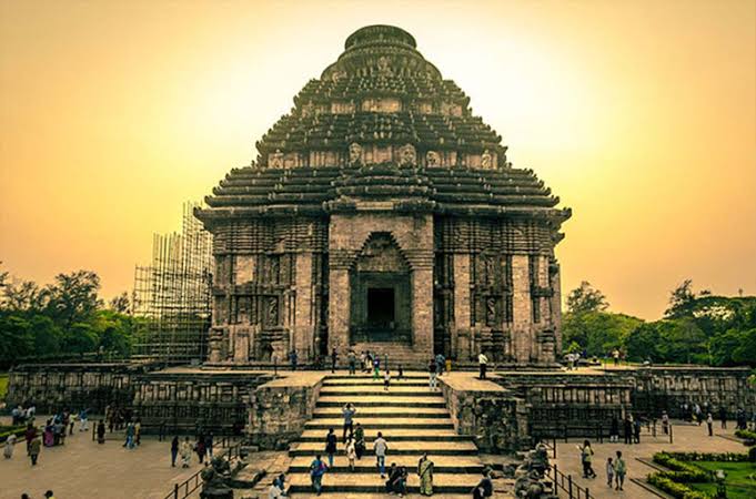 ତନ୍ଦ୍ରାଲୋକେ କୋଣାର୍କ 