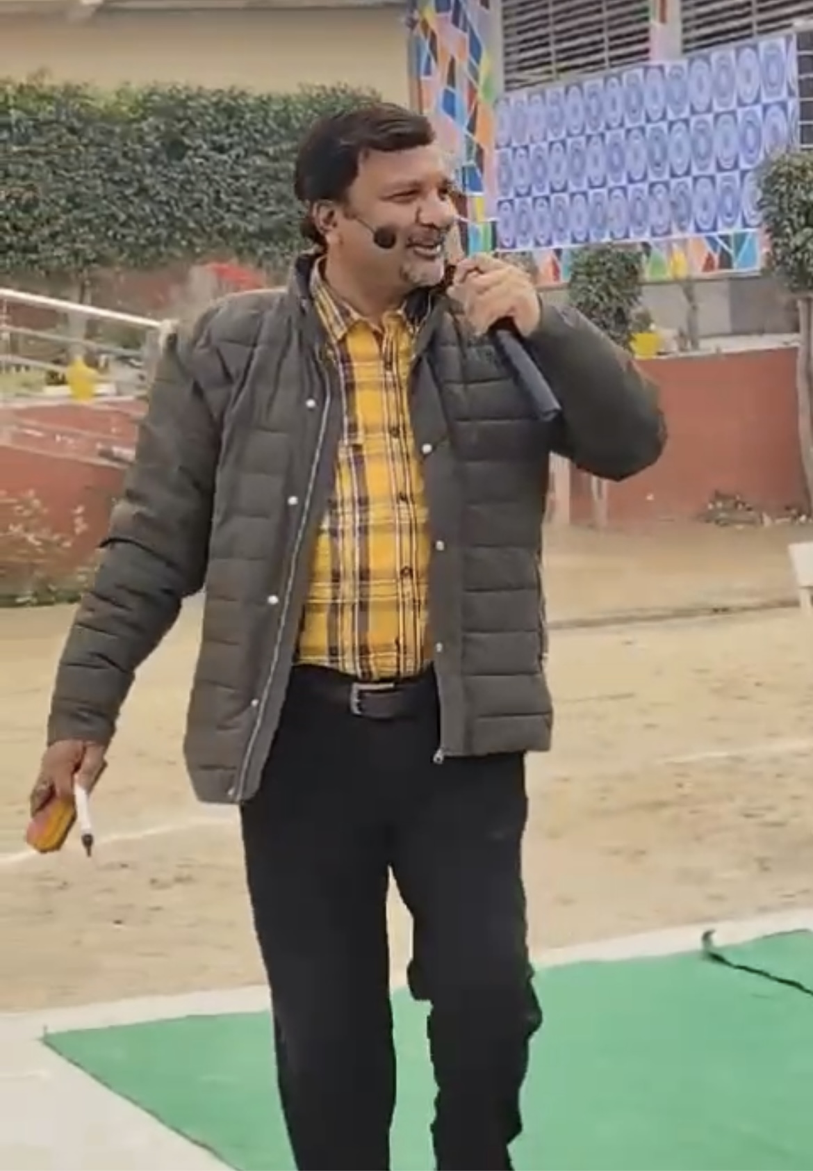 पीयूष गोयल दर्पण छवि लेखक 