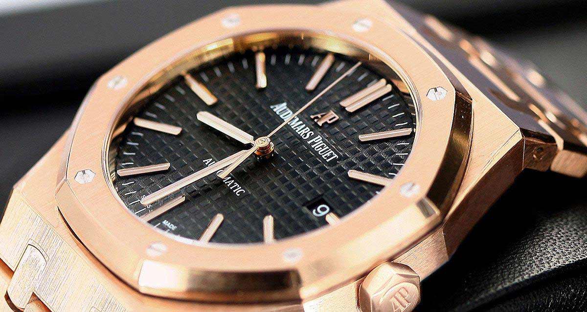 Used Watches in Singapore: A Smart Way to Own Luxury Timepieces