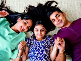 आज के समय में माता पिता किसी चीज की कमी बच्चे में होने नहीं देते है