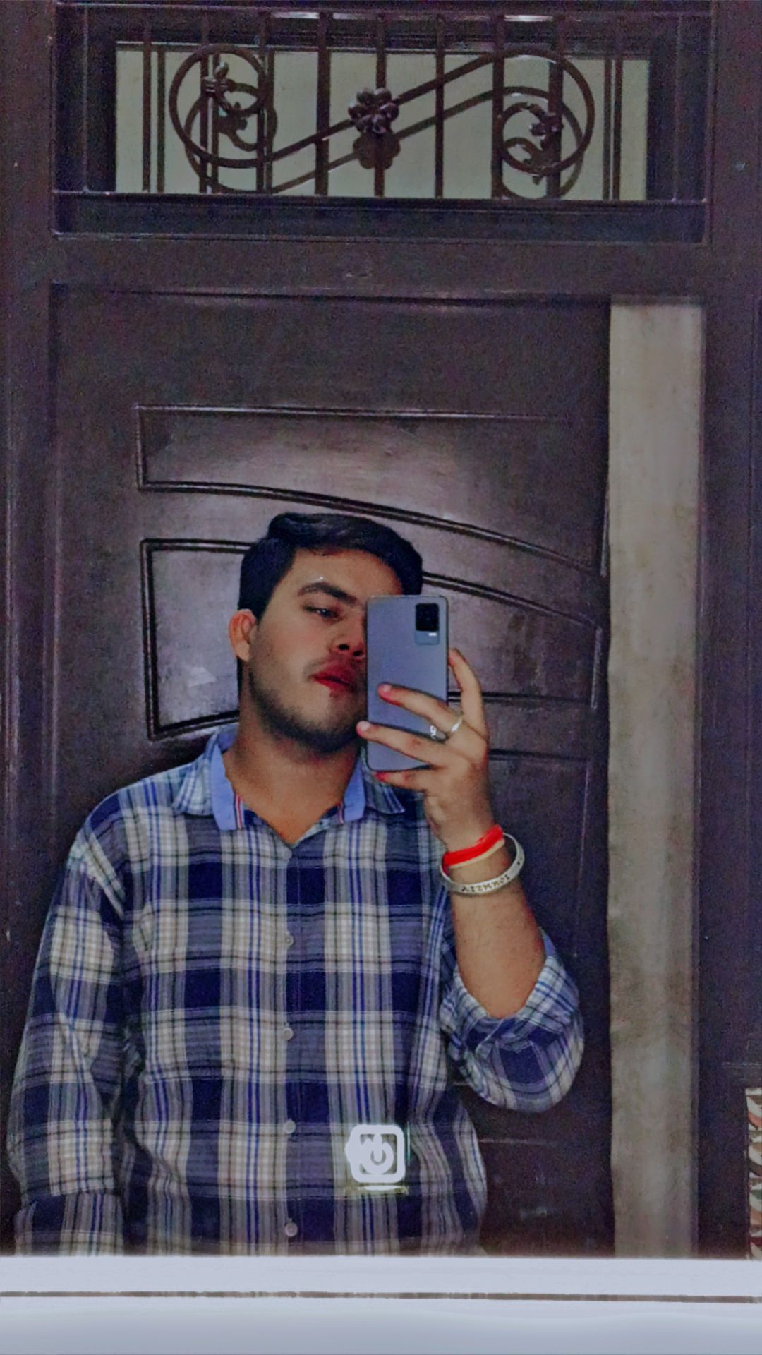 profile-pic
